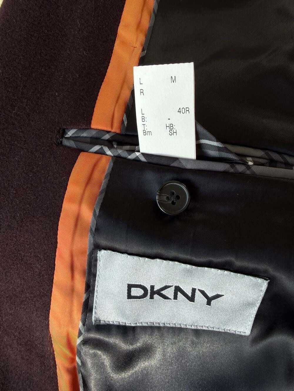 DKNY Men's Burgundy Wool Cashmere Blend 3-Button Overcoat Size 40R - Picture 6 of 7